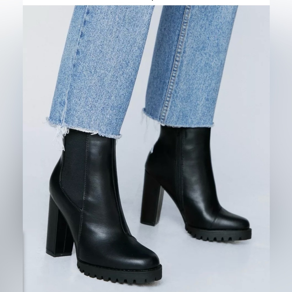 Nasty Gal Black Chelsea Boots